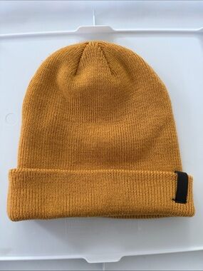 Mammoth Headwear Merino Beanie in Gold
